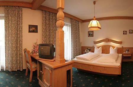 Ferienwohnungen Hauser Санкт-Якоб-ин-Деферегген Экстерьер фото